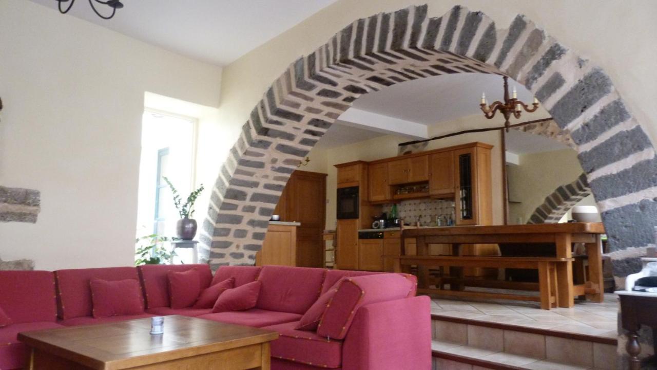 Relais Du Noble Voyageur Hotell Brioude Exteriör bild