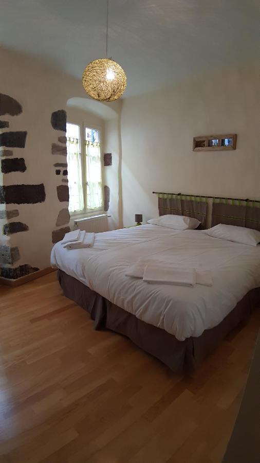 Relais Du Noble Voyageur Hotell Brioude Exteriör bild