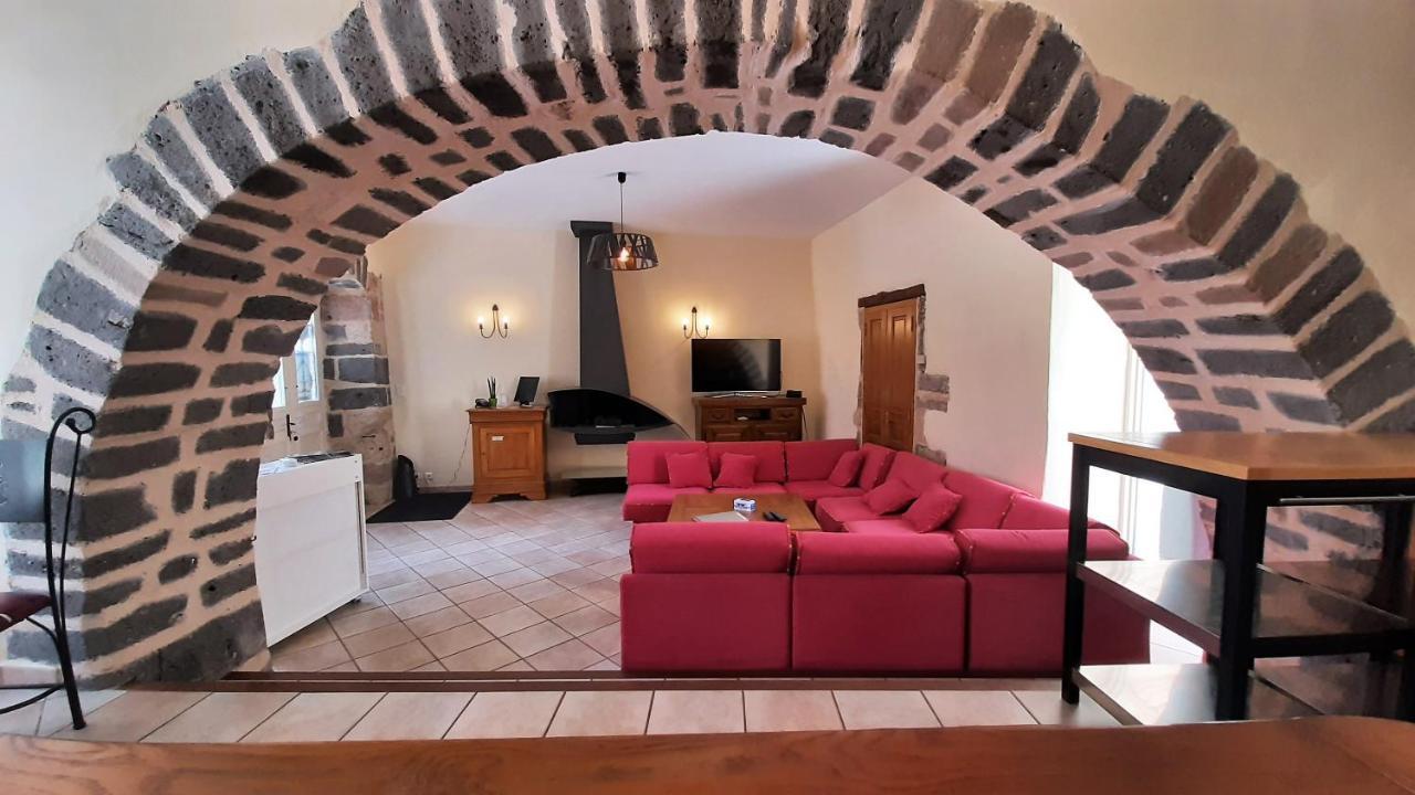 Relais Du Noble Voyageur Hotell Brioude Exteriör bild